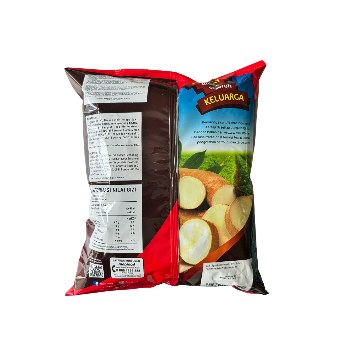 Knusprige, scharfe Tapioka-Chips von Nesia, Qtela Keripik Singkong Pedas, mit goldbrauner Farbe und würziger Textur