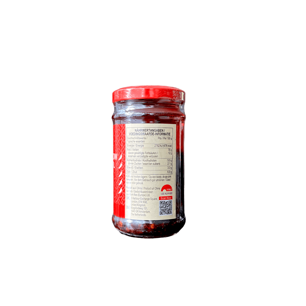 Chiliöl von Lee Kum Kee, Chilisauce in Flasche, orientalisch gewürzt, ideal für asiatische Gerichte, in der Flasche mit Etikett